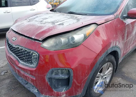 2018 Kia Sportage Lx z USA, uszkodzony, nr VIN KNDPM3AC0J7402039